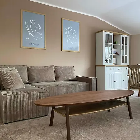 Δωμάτια σε οικογενειακή κατοικία Sb With Sauna